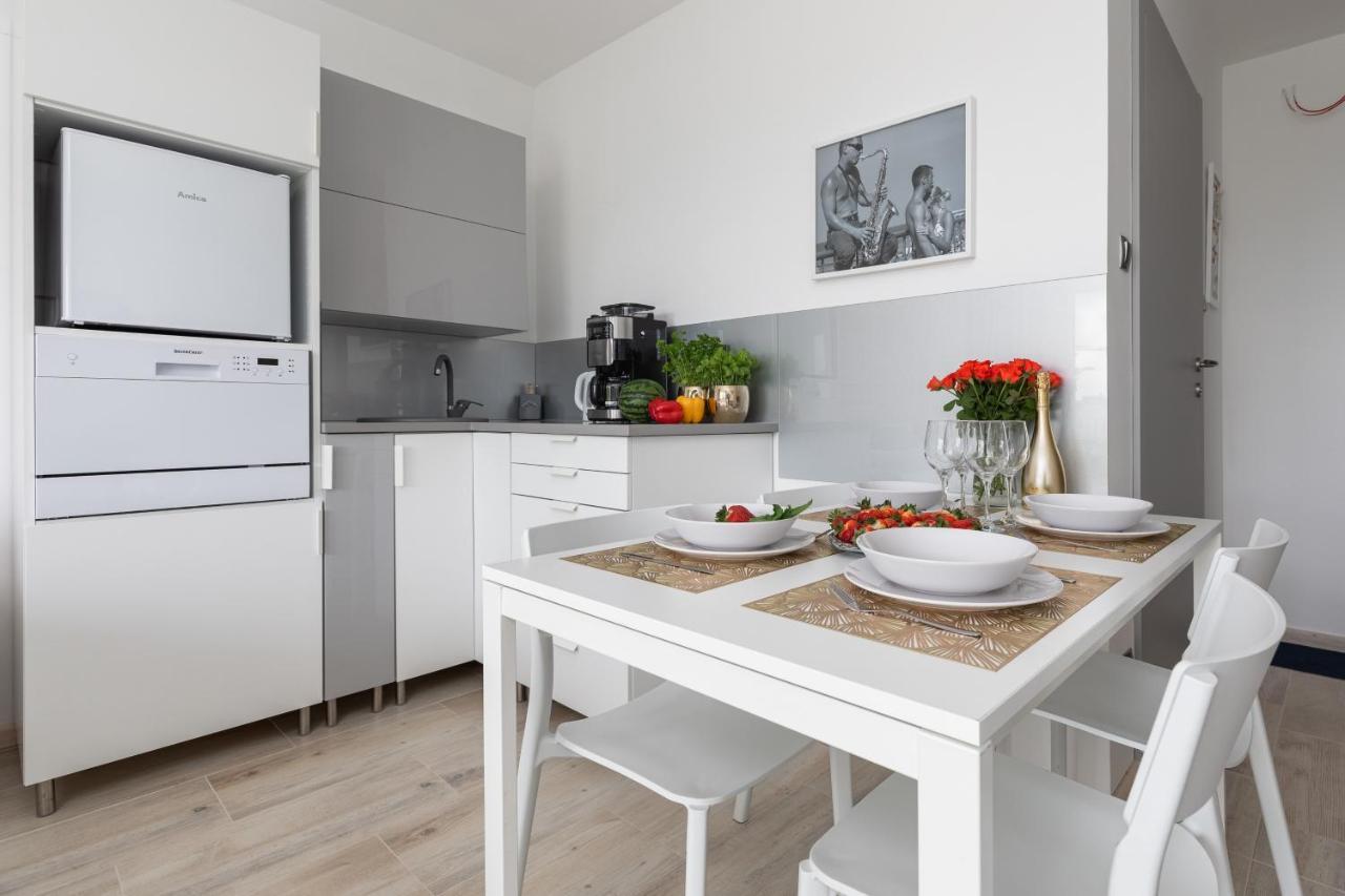 Seaside Apartamenty Dominikana Sianożęty Bagian luar foto